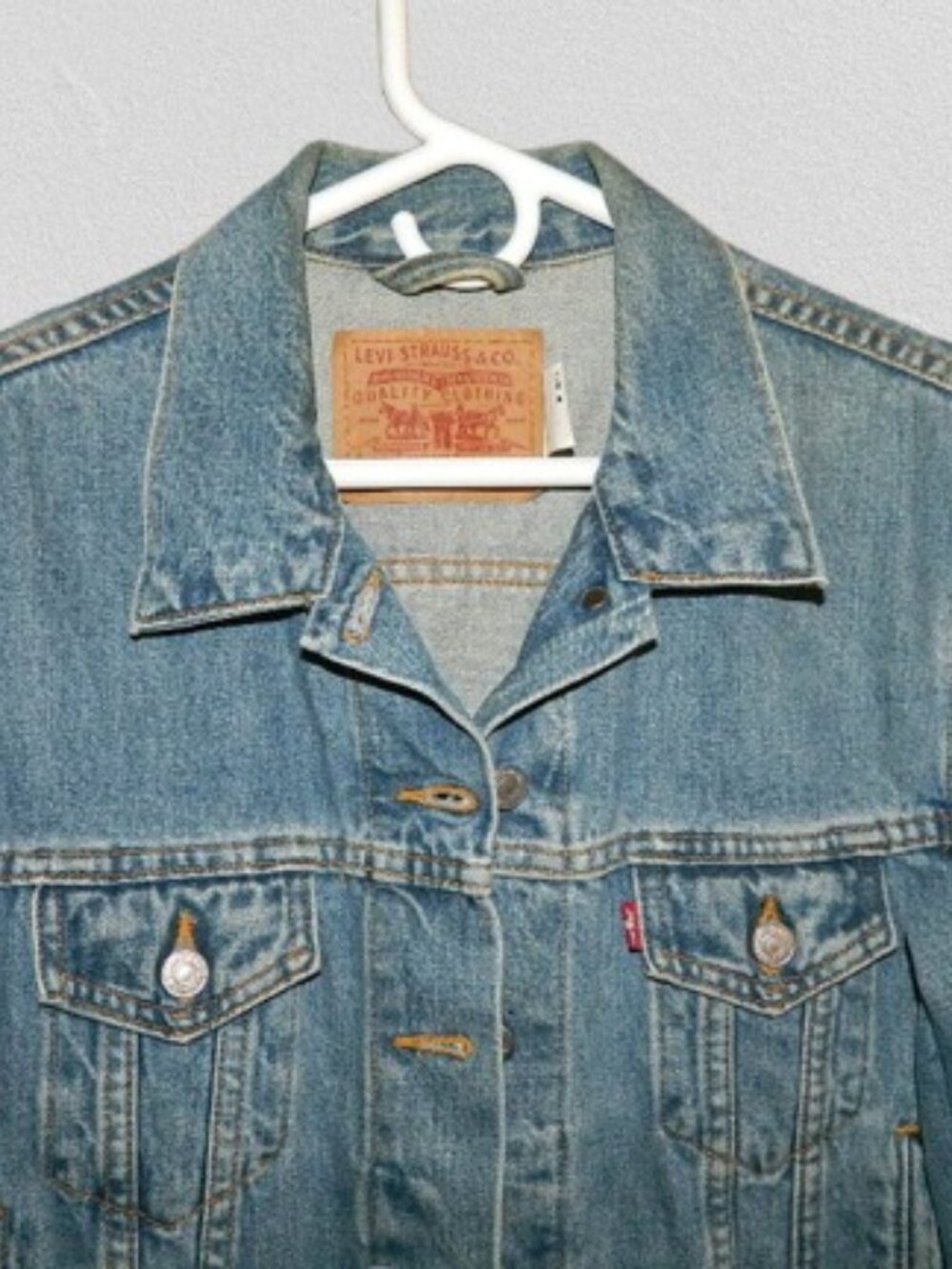Women's Levi's Denim Trucker Jeans Jacket Vintage Type III Size Medium - Picture 9 of 12